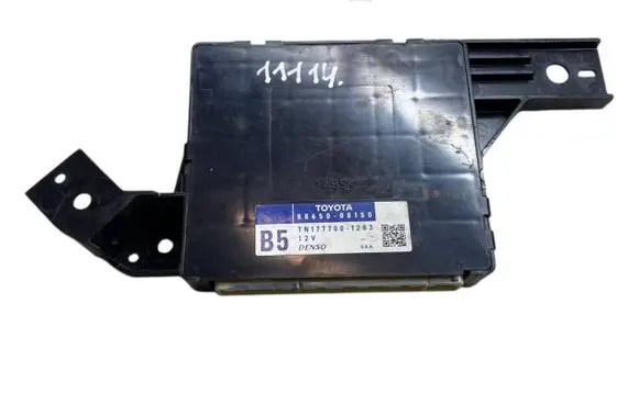 Toyota Sienna XL30 III Air conditioner control unit module 8865008150