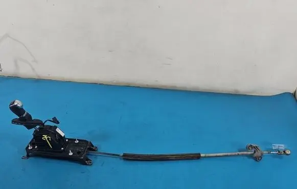 Skoda Octavia Mk3 (5E) Gear shift cable linkage 5Q1713025AT IMPRK1558203