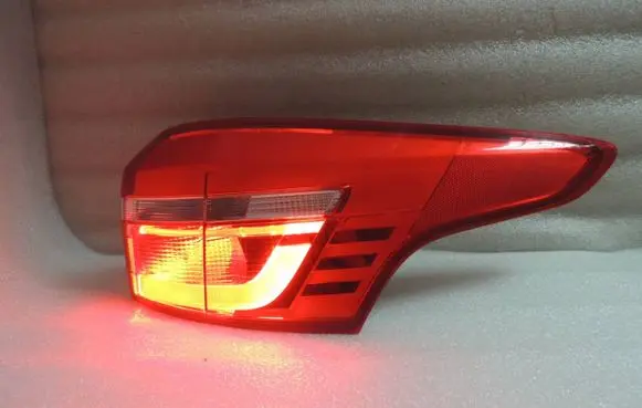 Ford Focus ST Rear/tail lights F1EB13404EB 2033122 F1EB-13404-EB