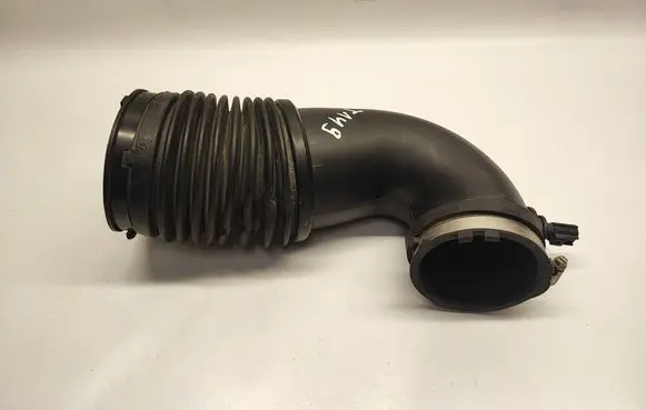 Dodge Charger Air intake hose/pipe 04861940AC P04861940AC