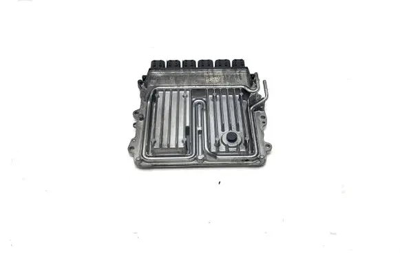 BMW 5 G30 G31 Engine control unit/module 848944701 030924084