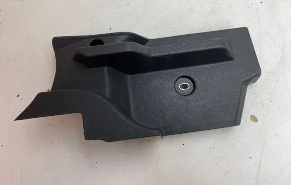 Volkswagen Golf VII Other trunk/boot trim element 5G6858832