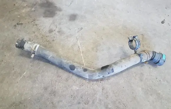 Ford Fiesta Engine coolant pipe/hose