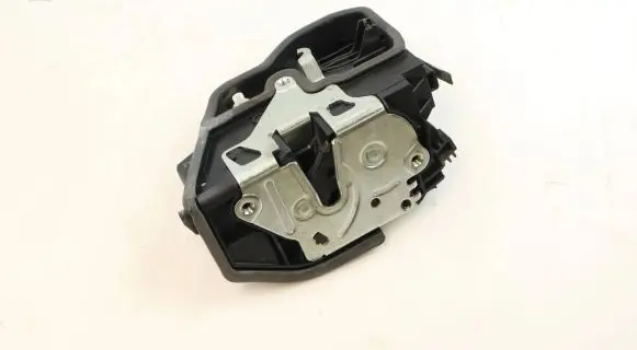 BMW 4 F36 Gran coupe Front door lock 72294614