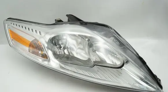 Ford Mondeo MK IV Headlight/headlamp