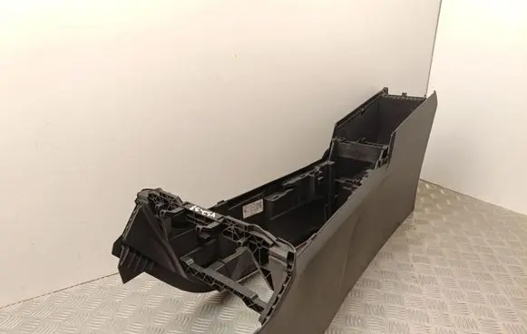 Mercedes-Benz EQA Center console A2476801801
