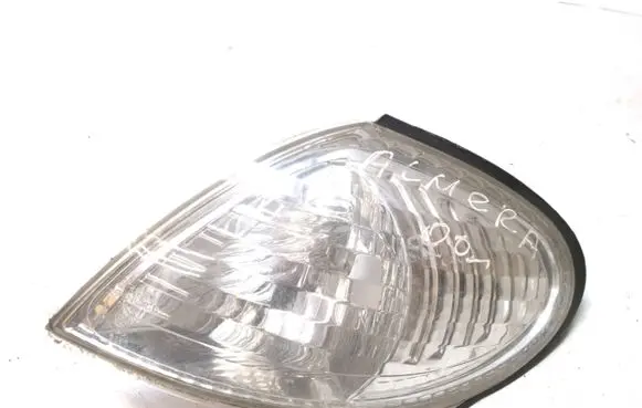 Nissan Almera N16 Front indicator light