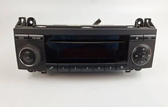 Mercedes-Benz B W245 Radio/CD/DVD/GPS head unit A1698200086