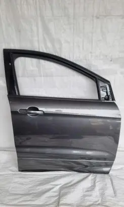 Ford Kuga II Front door