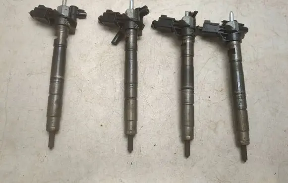 Audi A5 8T 8F Fuel injectors set 03L130277 080316 0445116030