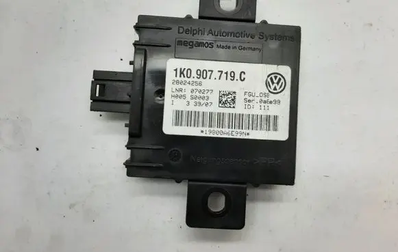 Volkswagen Caddy Alarm control unit/module 1K0907719C