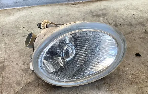 Toyota Avensis Verso Front fog light 4513356