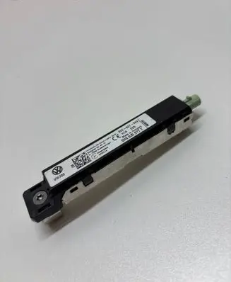 Volkswagen Golf VIII Aerial antenna amplifier 5H6035577T 920627049 920627A