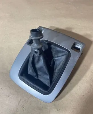 Gear lever shifter trim leather/knob