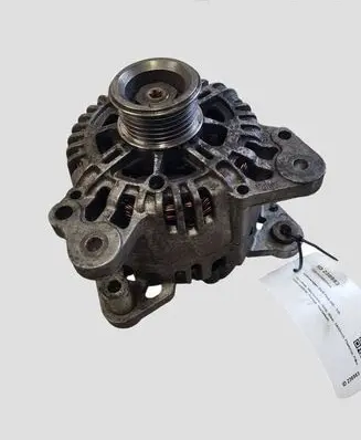 Volkswagen Golf Plus Generator/alternator 03C903023H 2606005A 208017262