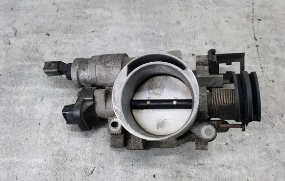 Chrysler Pacifica Throttle body valve 