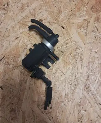 Mitsubishi Space Star Turbo solenoid valve 72190343 30618057