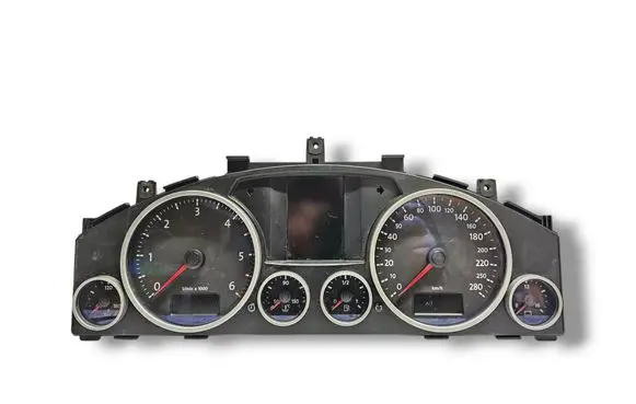 Speedometer (instrument cluster)