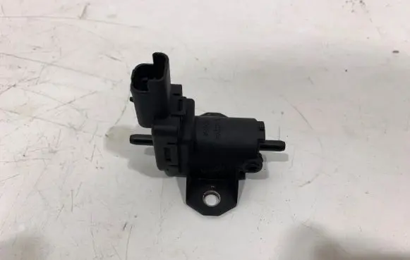 Peugeot 308 Vacuum valve 9688124580