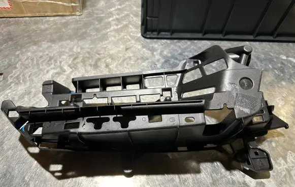 Peugeot 308 Other trunk/boot trim element 9801048180