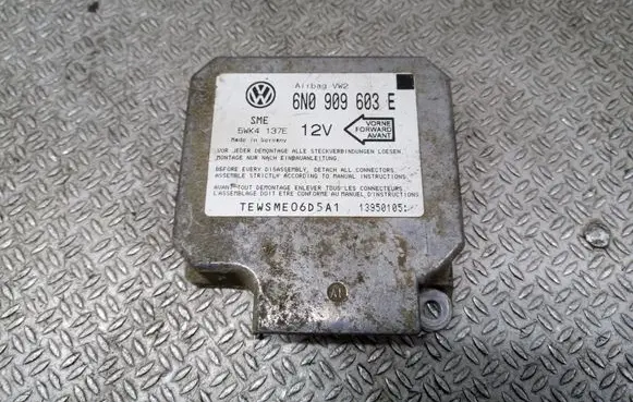 Volkswagen Golf III Airbag control unit/module 6N0909603E