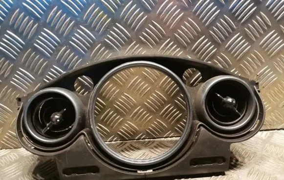 Other center console (tunnel) element