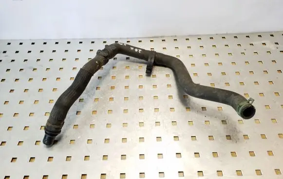 Opel Vivaro Engine coolant pipe/hose
