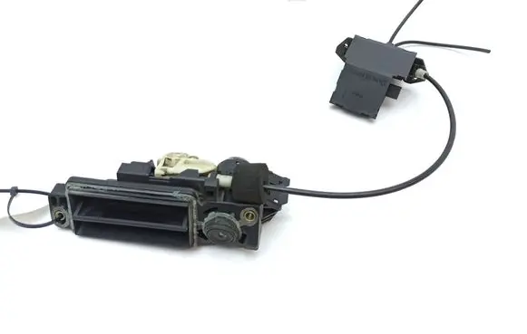 Mercedes-Benz CLK A209 C209 Tailgate/trunk/boot exterior handle A1717500085 A1717500185 A2037500693