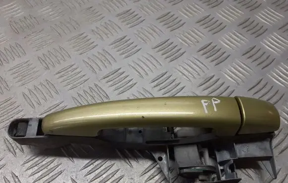 Citroen C4 I Picasso Front door exterior handle/bracket 9680168580