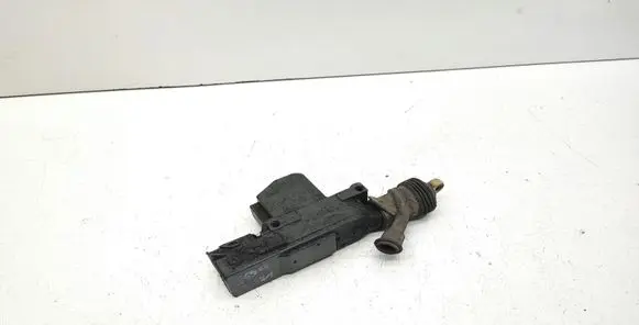 Fuel tank cap lock