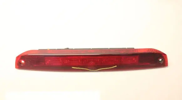 Third/center stoplight