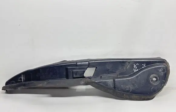 Volkswagen Eos Fender end trim 1Q0821111A
