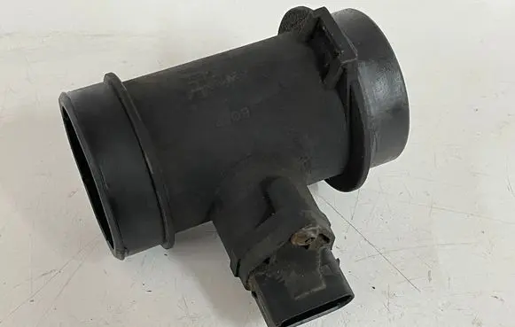 Mercedes-Benz CLK A208 C208 Mass air flow meter 0000940948