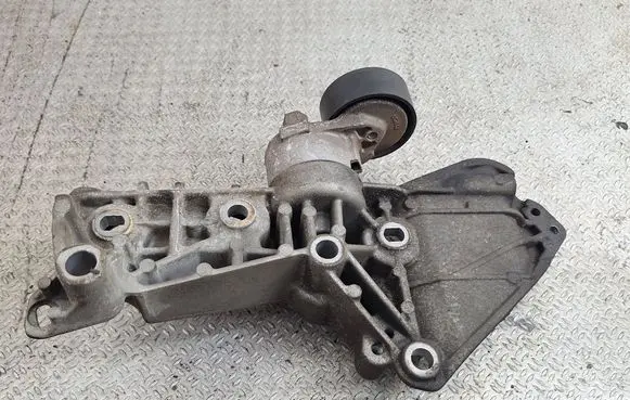 Renault Megane III Generator/alternator bracket 8200669494