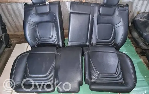 Citroen DS5 Second row seats 