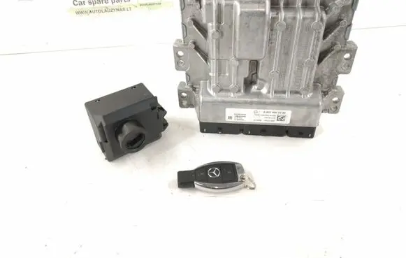 Mercedes-Benz B W246 W242 Engine control unit/module 6079002300 A6079002300