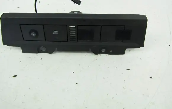 Ford Fusion Windscreen/window heater switch 4M51130734BC