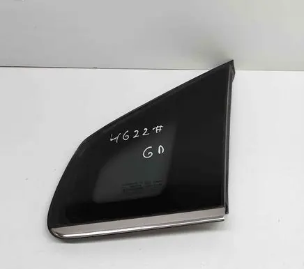 Citroen C4 II Rear side window 9840272480