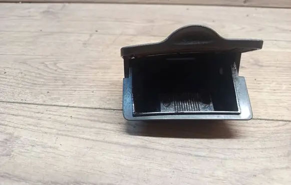 Mitsubishi Outlander Car ashtray 2913229