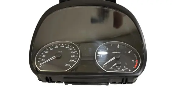 BMW 1 E81 E87 Speedometer (instrument cluster) 918704602 100269704 102495293
