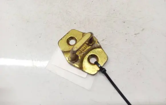 Dodge Magnum Front door lock loop/hook striker 