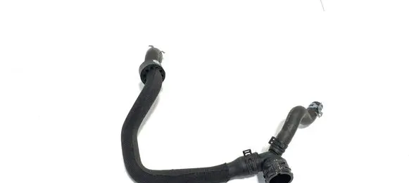 Engine coolant pipe/hose