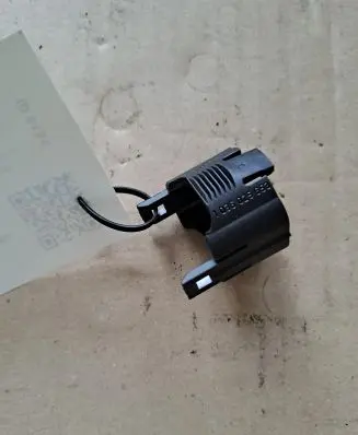 Mazda 3 I Rear parking sensor holder (PDC) 1036025653