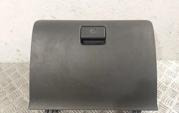 Toyota Corolla Verso AR10 Glove box 555510F010 555500F010B0 230681010001