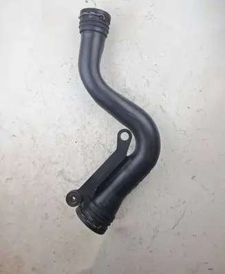 Volkswagen Jetta V Intercooler hose/pipe 1K0145762P