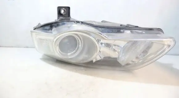 Volkswagen PASSAT B6 Headlight/headlamp