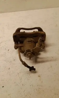 Chrysler Town & Country V Rear brake caliper