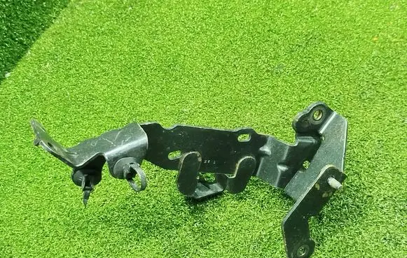 Renault Trafic III (X82) Other engine bay part 226760614R 1621
