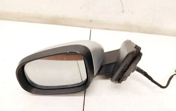 Volvo V40 Front door electric wing mirror 31299376