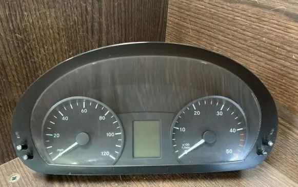 Mercedes-Benz Sprinter W906 Speedometer (instrument cluster) 9064468421 9064468021